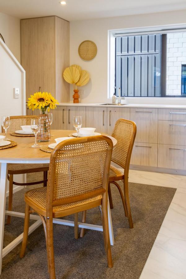 Apartament Central Sunny Perch 2 Bed 1 Bath Christchurch Zewnętrze zdjęcie